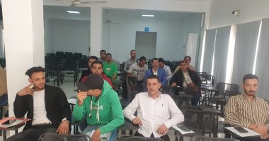 العمل: استمرار اختبارات المتقدمين للعمل فى مهن الكهرباء والميكانيكا بلبنان