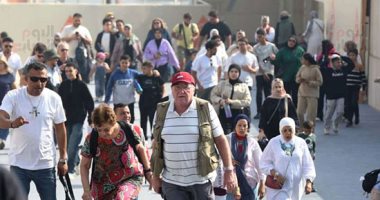 في اليوم الخامس لفتح الزيارة أمام الجمهور.. الآلاف من السائحين والمصريين يتوافدون على المتحف المصري الكبير لرؤية عظمة الحضارة المصرية.. قاعات الفرعون الذهبي تدهش الجميع.. وقرارات جديدة لتنظيم الزيارات 