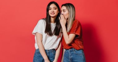 برج القوس والأسد ما يتبلش في بقهم فولة.. 4 أبراج ما بتعرفش تحفظ سر