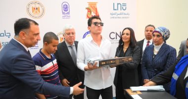 وزيرة التضامن تسلم جامعة الأقصر الأهلية طابعة برايل ولاب توب لذوى الإعاقة البصرية