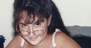 شيري عادل فى صورة نادرة من الطفولة: احنا أصل الـ Emoji 