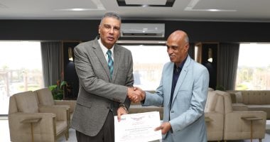 تكريم وكيل الشباب والرياضة بأسوان لجهوده البارزة خلال فترة توليه مهام عمله