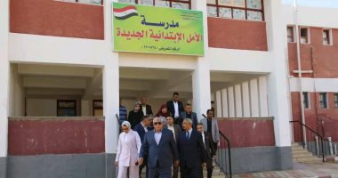 محافظ الوادي الجديد يتفقد جاهزية لجان انتخابات النواب بمركز الخارجة