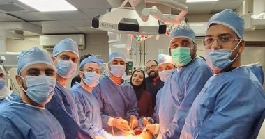 نجاح فريق طبى بمستشفيات جامعة بنى سويف فى إنقاذ مريض تلقى طعنتين بالصدر والبطن