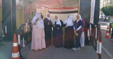 إقبال ملحوظ للناخبين فى لجان محافظة مطروح فى اليوم الأول لانتخابات مجلس النواب