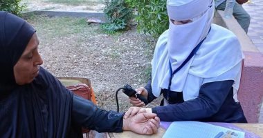 وزارة الصحة توفر الرعاية الطبية للناخبين أمام لجان الاقتراع فى الأقصر وأسوان