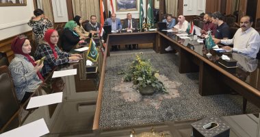 عبد السند يمامة يتابع سير انتخابات مجلس النواب من غرفة عمليات الوفد