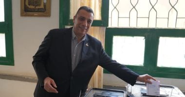 النائب هانى حليم يدلى بصوته فى انتخابات النواب ويدعو المواطنين للمشاركة الإيجابية