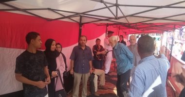 توافد الناخبين على لجان الحوامدية مع فتح باب اللجان بانتخابات النواب.. صور