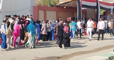 محافظ الوادي الجديد: انتظام فتح لجان انتخابات مجلس النواب فى موعدها