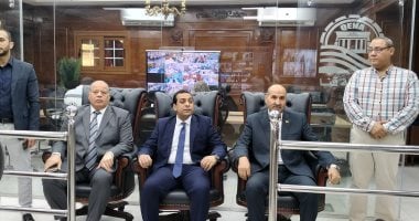 نائب محافظ قنا يتابع سير العمل بلجان انتخابات مجلس النواب 2025 من مركز سيطرة الشبكة الوطنية نائب محافظ قنا يتابع سير العمل بلجان انتخابات مجلس النواب 2025 من مركز سيطرة الشبكة الوطنية