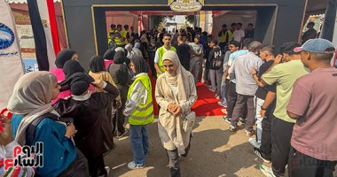 فى صناديق الانتخابات يُكتب مستقبل مجلس النواب.. كبار المسؤولين وقيادات برلمانية تدلى بأصواتها وتطالب بالمشاركة الإيجابية.. رئيس الوزراء يتعهد بالتعاون مع البرلمان.. وكيلى النواب:المشاركة ترسم ملامح المستقبل