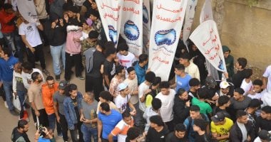 توافد الناخبين على لجنة مدرسة أبيس السابعة الابتدائية فى الإسكندرية.. صور توافد الناخبين على لجنة مدرسة أبيس السابعة الابتدائية فى الإسكندرية.. صور