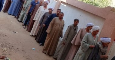 بالجلباب البلدي.. إقبال كبير على لجان التصويت بـ انتخابات مجلس النواب بقنا