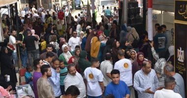 توافد الناخبين على لجان منشأة القناطر باليوم الثانى لانتخابات النواب.. صور توافد الناخبين على لجان منشأة القناطر باليوم الثانى لانتخابات النواب.. صور