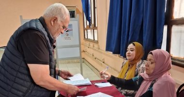 كبار السن يصوتون فى انتخابات مجلس النواب 2025 بالدقى.. صور