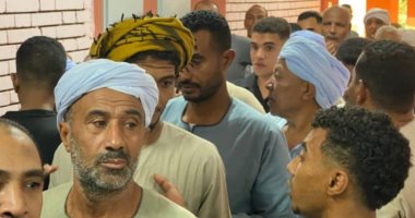إقبال كبير من الناخبين على لجنة قرية العشى فى الأقصر.. صور