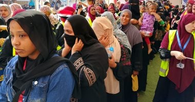 سيدات وفتيات أسوان يتصدرن طوابير انتخابات مجلس النواب.. صور