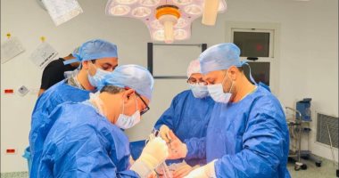 فريق طبى بمستشفى السلام بورسعيد يُنقذ حياة مريضة وصلت فى حالة خطيرة