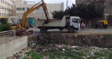 محافظ كفر الشيخ: إصلاح خط مياه وتطهير مجرى مائى وتركيب مطبات صناعية