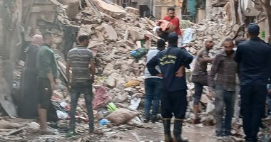 صادر له قرار إزالة وترميم.. تفاصيل انهيار عقار من 8 طوابق بالجمرك فى الإسكندرية