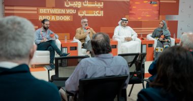 مسرحيون عرب ويونانيون: المسرح لا ينافس الشاشة أو التكنولوجيا