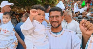 المئات يحتفلون بالمولد السنوي في دير مارجرجس بالأقصر