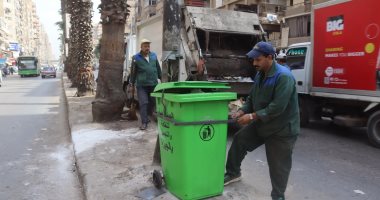 صناديق قمامة جديدة