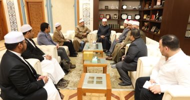 المفتى يستقبل وفد قيادات المنظمة العالمية لخريجى الأزهر بتايلاند