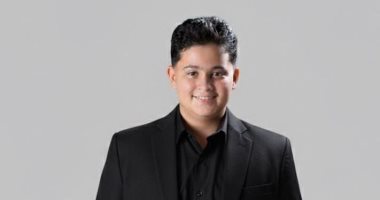 الطفل آدم مهنى: عندى 11 سنة ومبسوط إني جزء من أوبريت يالا بينا