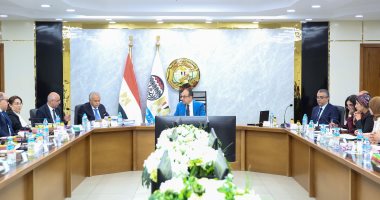 وزير قطاع الأعمال العام يترأس عمومية "القابضة للسياحة والفنادق" 