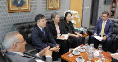 مدير متحف الهانجول الوطني بكوريا الجنوبية يزور مكتبة الإسكندرية