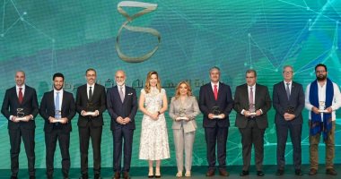 مندوبا عن الملك والملكة.. الأمير طلال يكرم الفائزين بجائزة الحسين لأبحاث السرطان