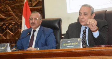 محافظ الغربية يعقد اجتماعًا عاجلًا لضبط منظومة التراخيص