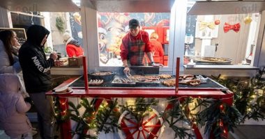 الأسواق تستعد لموسم الأعياد