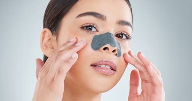 وصفات طبيعية للتخلص من الرؤوس السوداء.. من صودا الخبز للشاى الأخضر