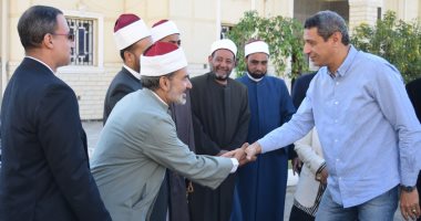 تدشين المرحلة الثانية من مبادرة سفراء السويس بالمنطقة الأزهرية