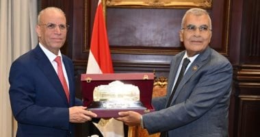 رئيس مجلس الشيوخ يبحث مع سفير العراق التنسيق على المستويين البرلماني والحكومي