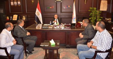محافظ الأقصر يستقبل رئيس شركة مياه الشرب والصرف الجديد لبحث تطوير المنظومة