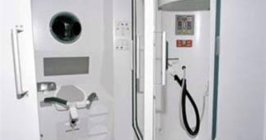 ذهب وكريستال كمان.. تعرف على أغلى مرحاض فى العالم سعره 19 مليون دولار