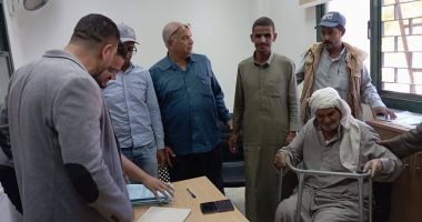 لجنة تسنين سواقط القيد تسجل 19 استمارة جديدة بقرية النصر بسفاجا