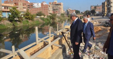 محافظ الغربية يتفقد مشروعات عزبة الناموس وكورنيش ترعة الساحل بسمنود