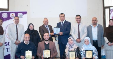 مدير تعليم سوهاج يشهد الحفل الختامي لمسابقة الإبداع والتحول الرقمي