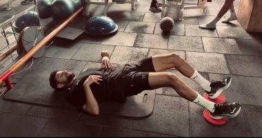 مصطفى شلبي لاعب الفريق الأول لكرة القدم بنادي البنك الأهلي 