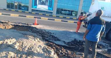 انتهاء أعمال صيانة خط مياه الكورنيش بالبحر الأحمر 
