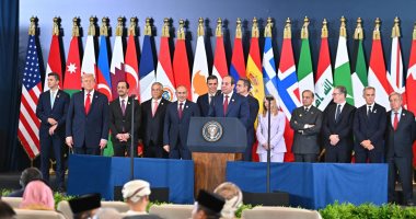 2025 عام الفرح فى مصر.. قمة شرم الشيخ وخطوة نحو السلام.. فوز خالد العنانى برئاسة اليونسكو إنجاز دبلوماسى وثقافى.. تأهل تاريخى للفراعنة لمونديال 2026.. اهتمام عالمى بافتتاح المتحف الكبير كنافذة على الحضارة