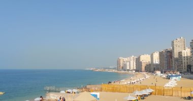 فرصه أخيرة للمصيف.. عودة للأجواء الصيفية وارتفاع درجات الحرارة فى الإسكندرية.. إقبال على الشواطئ فى "الويك إند".. درجات الحرارة ترتفع إلى 29 درجة فى الذروة.. وتأخر نوة "باقى المكنسة"