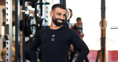 محمد صلاح فى قلب العاصفة.. روني يطالب سلوت بإبعاده عن التشكيل الأساسي