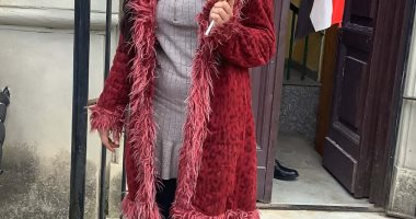 بالأعلام والسيلفى.. فرحة المصريين بالخارج بالمشاركة فى انتخابات النواب.. توافد أبناء الجاليات على الاقتراع قبل دقائق من الإغلاق.. سفيرنا بهونج كونج: الانتخابات تسير بانتظام.. الجالية بالكويت: إقبال من كل الفئات