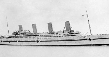 حكاية غرق السفينة الشقيقة لتيتانيك فى بحر إيجه.. اعرف التفاصيل